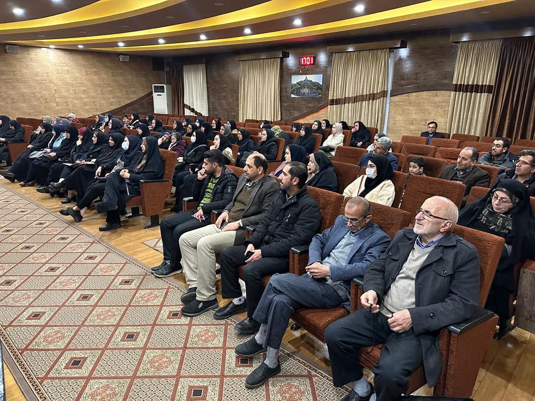 جلسه آموزشی رویداد فرزند ایران، قهرمان زمین در حوزه پسماند